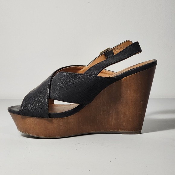 Maurices Wedge Peep Toe Strappy Heels Sandals Shoes Beverly Womens Size 6 - Picture 3 of 8